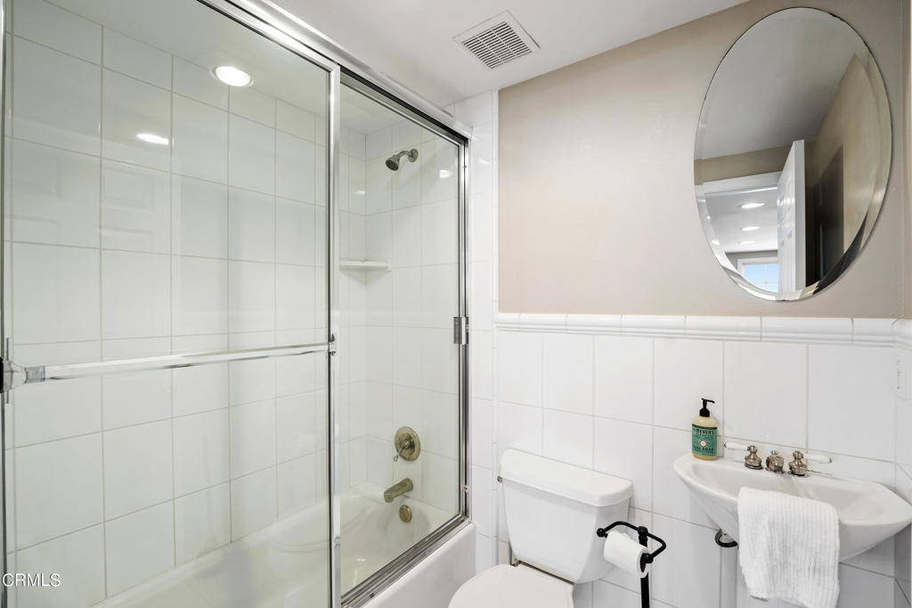 MLS #V1-32840 image #36