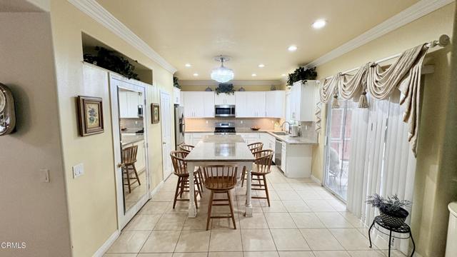 MLS #V1-32842 image #10