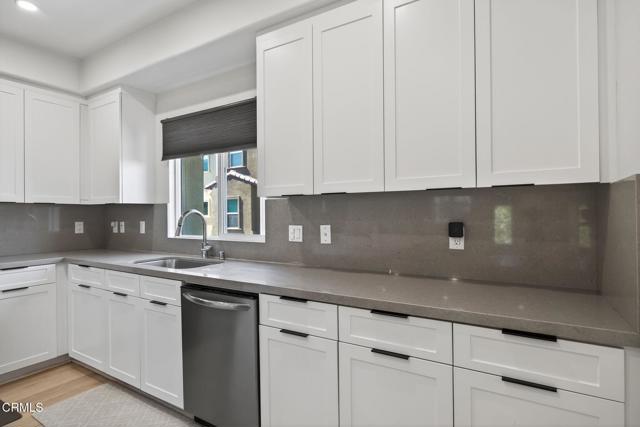 MLS #V1-32847 image #4