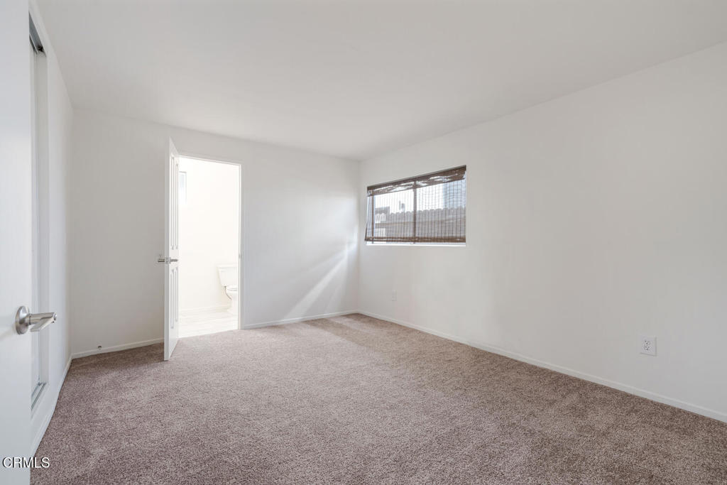 MLS #V1-32850 image #8