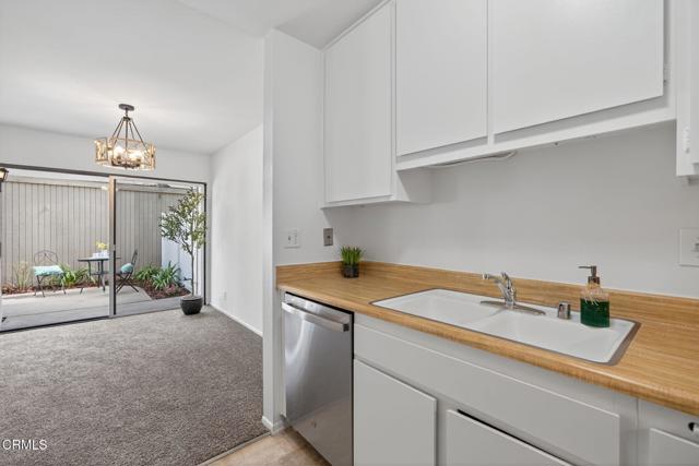 MLS #V1-32853 image #15