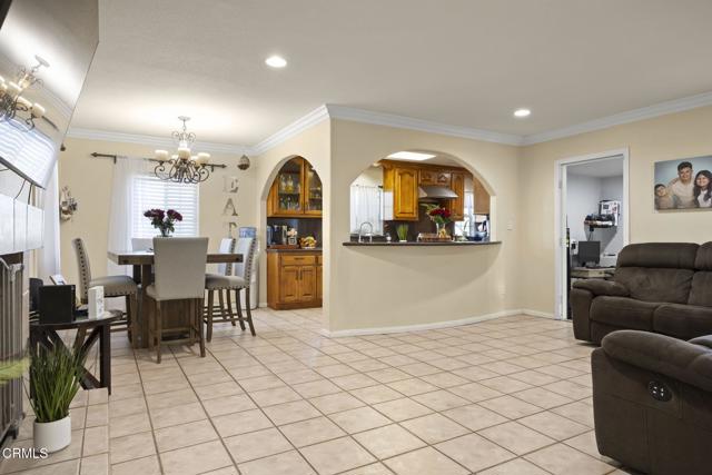 MLS #V1-32876 image #11