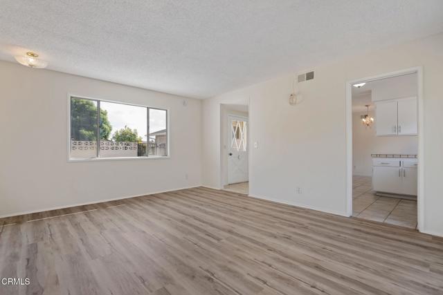 MLS #V1-32881 image #11