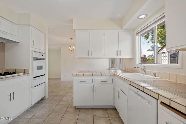 MLS #V1-32881 image #16