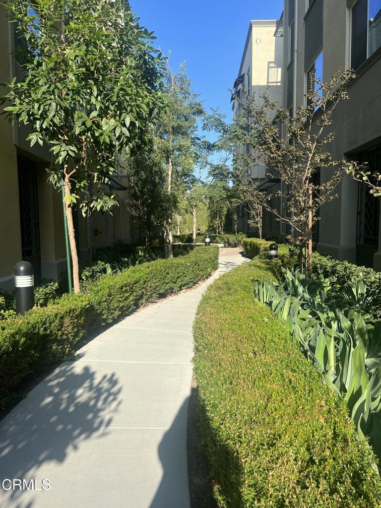 MLS #V1-32885 image #3