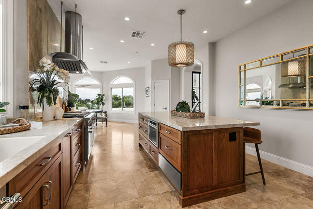 MLS #V1-32891 image #23