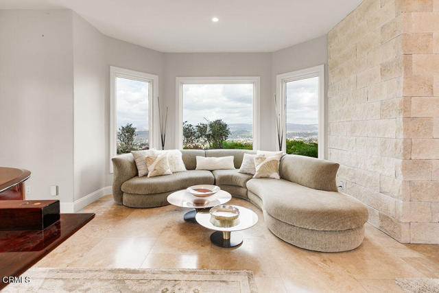 MLS #V1-32891 image #36