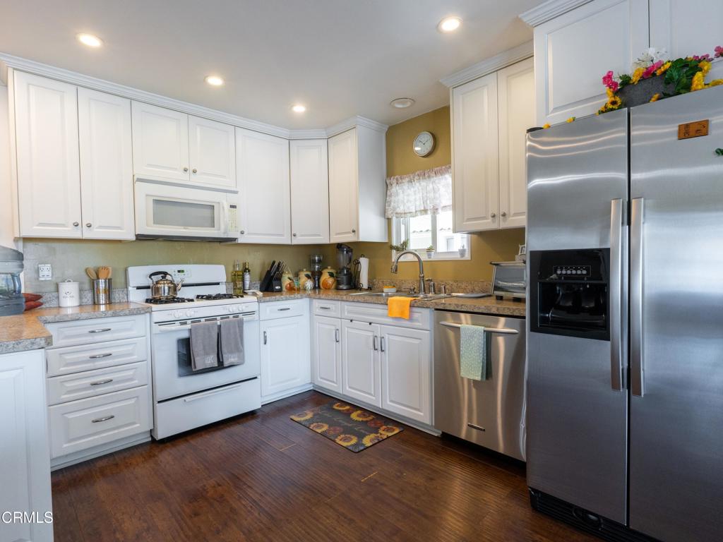 MLS #V1-32898 image #4