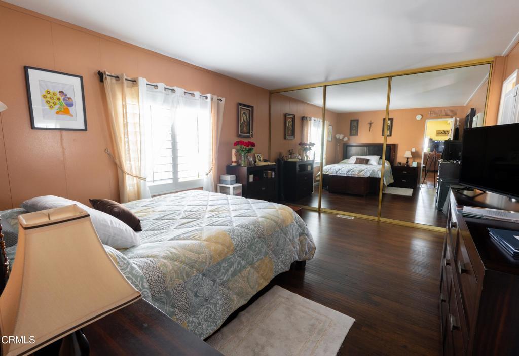 MLS #V1-32898 image #6