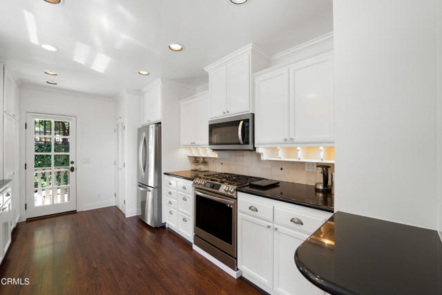 MLS #V1-32899 image #12