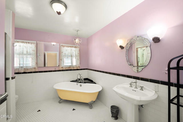 MLS #V1-32899 image #19