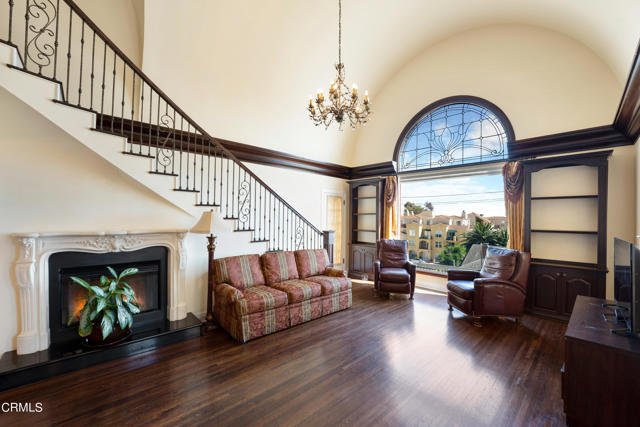 MLS #V1-32899 image #6