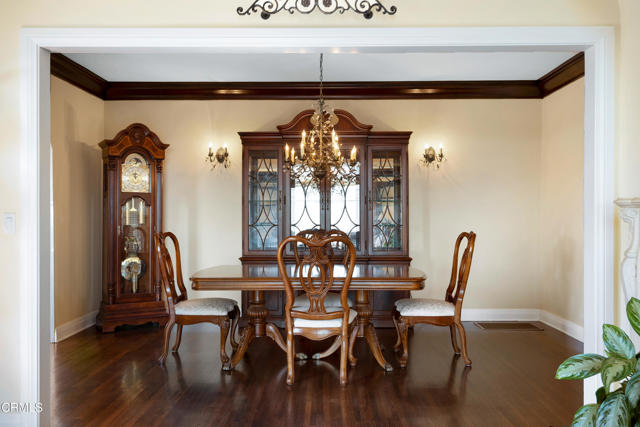 MLS #V1-32899 image #9