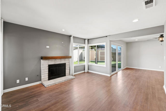 MLS #V1-32903 image #3