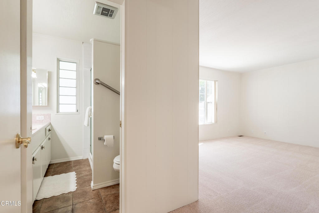 MLS #V1-32912 image #19