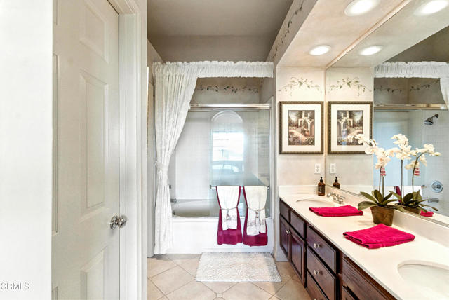 MLS #V1-32924 image #16