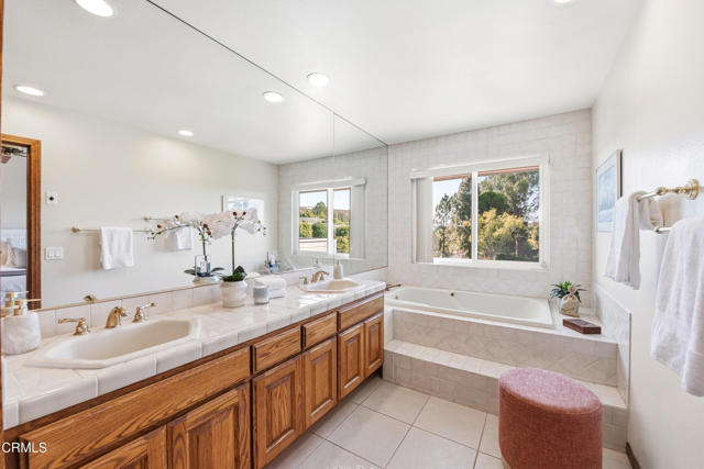 MLS #V1-32926 image #20