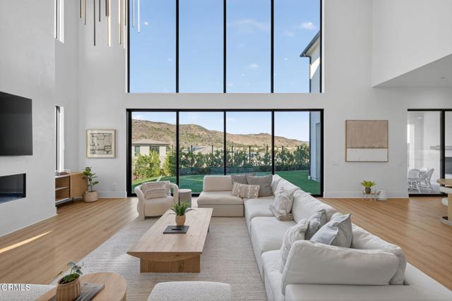 MLS #V1-32927 image #18