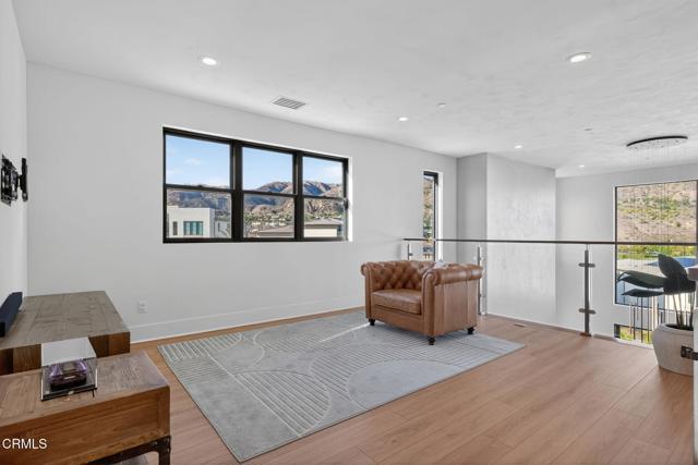 MLS #V1-32927 image #38