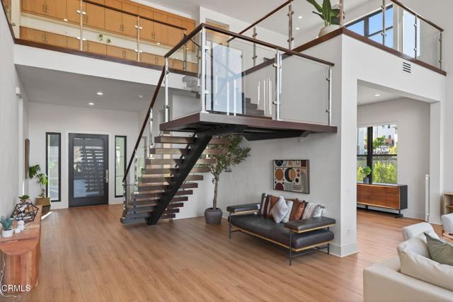 MLS #V1-32927 image #9