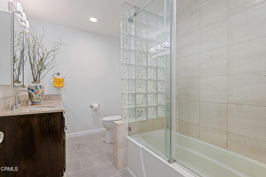 MLS #V1-32941 image #16