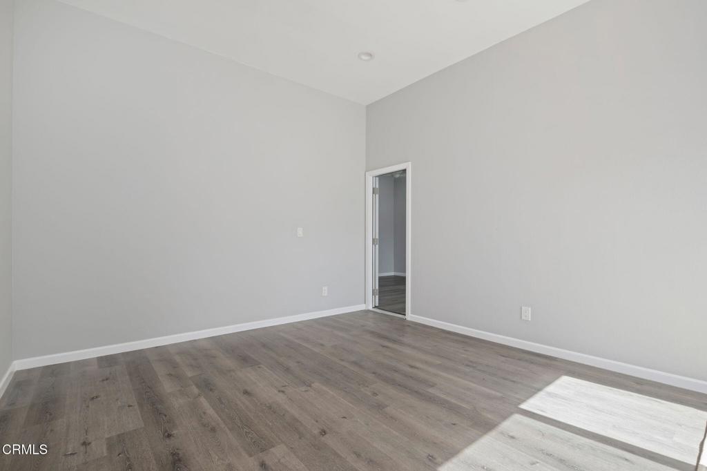 MLS #V1-32941 image #30