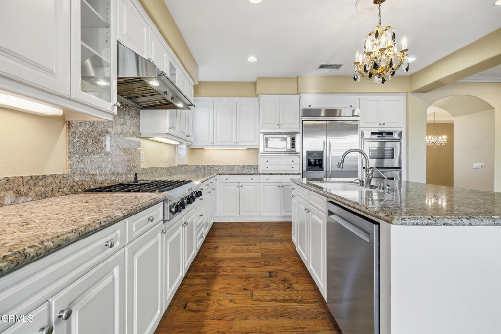 MLS #V1-32946 image #11