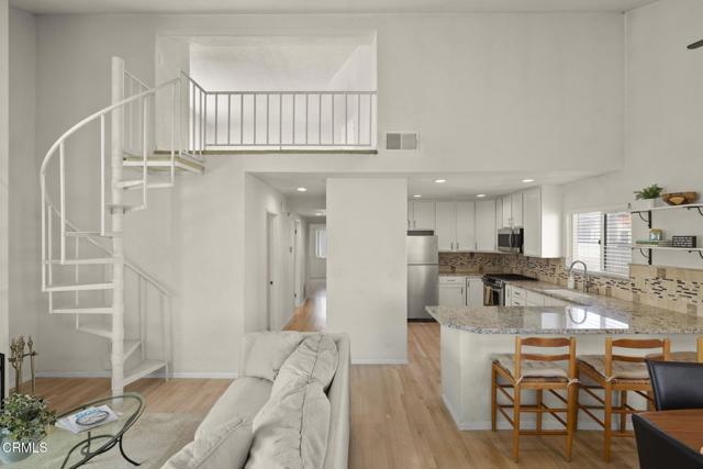 MLS #V1-32965 image #2