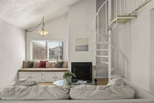 MLS #V1-32965 image #4