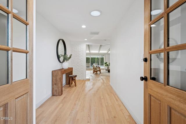 MLS #V1-32967 image #2