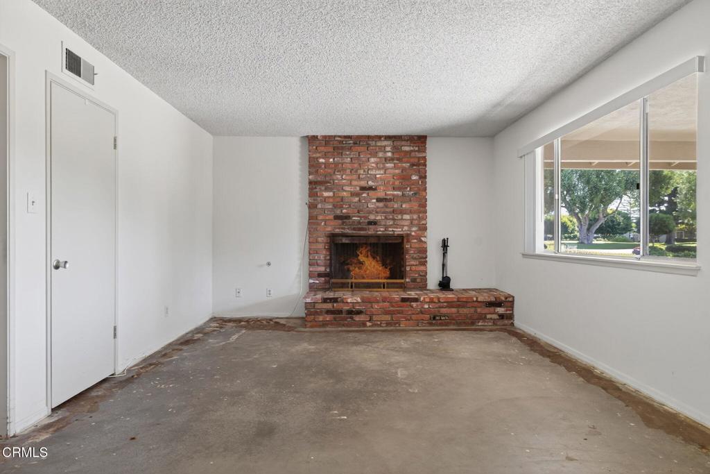 MLS #V1-32975 image #15