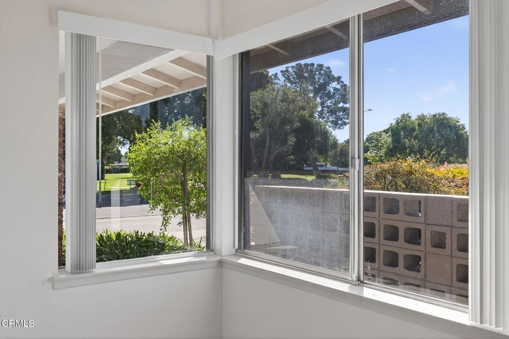 MLS #V1-32975 image #21