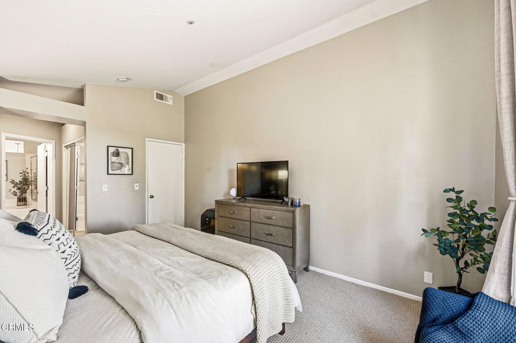 MLS #V1-32978 image #11