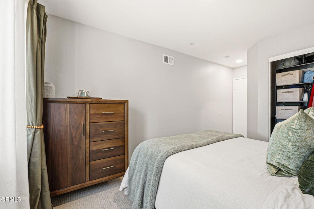 MLS #V1-32978 image #16