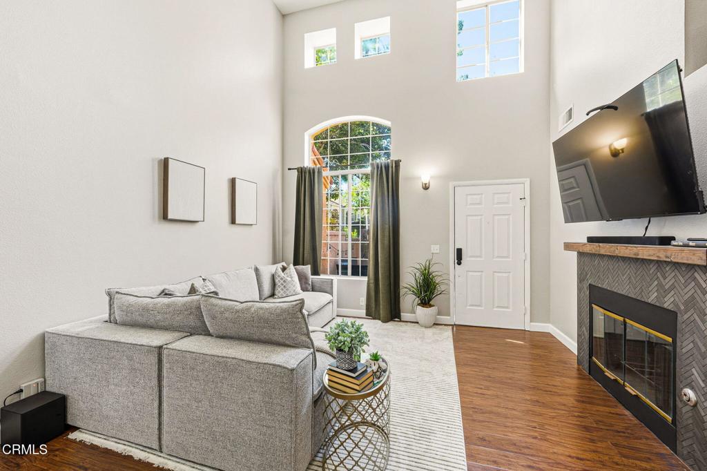 MLS #V1-32978 image #3