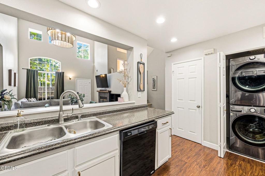 MLS #V1-32978 image #6