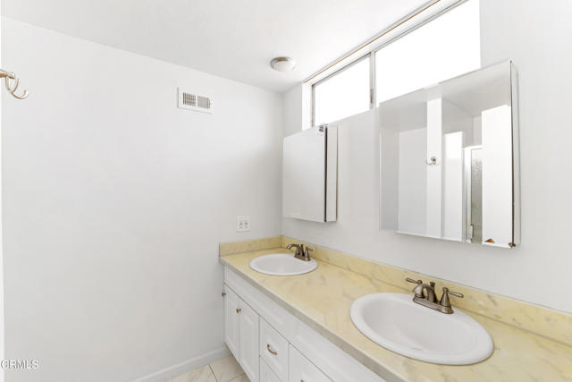 MLS #V1-32985 image #29