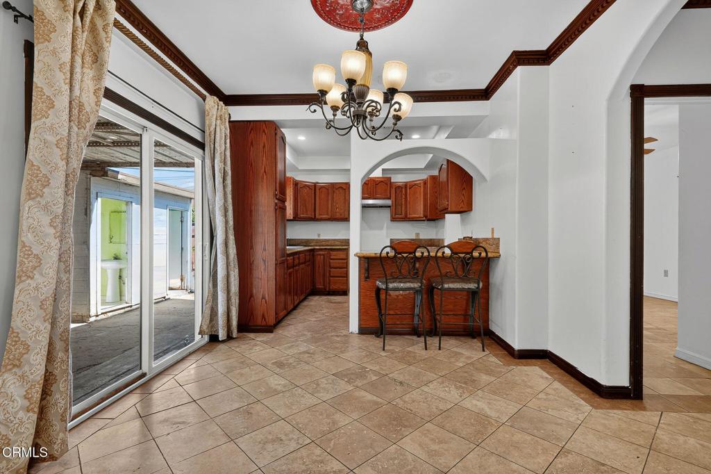 MLS #V1-32987 image #10