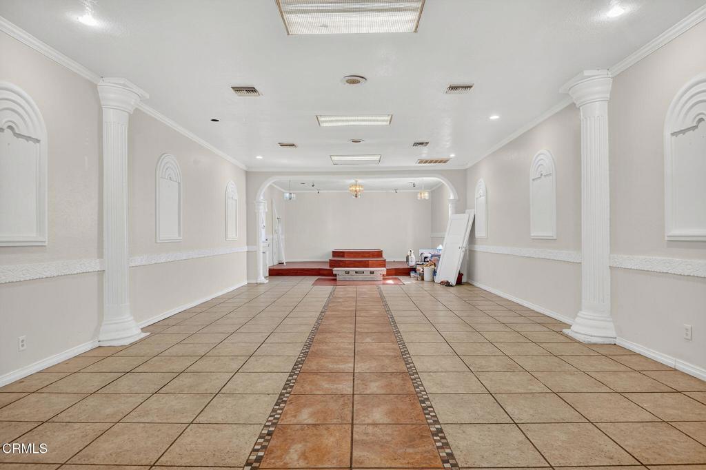 MLS #V1-32987 image #2