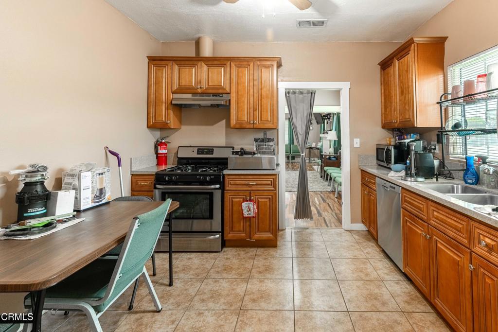 MLS #V1-32993 image #18