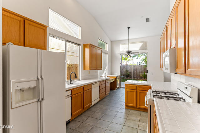 MLS #V1-32994 image #19