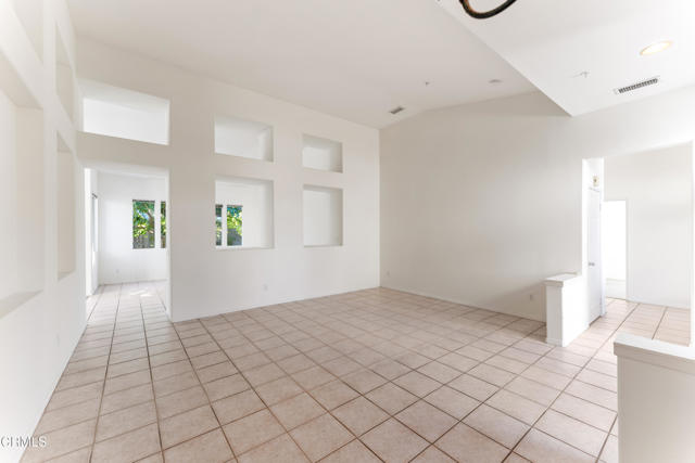 MLS #V1-32994 image #7