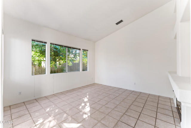 MLS #V1-32994 image #9