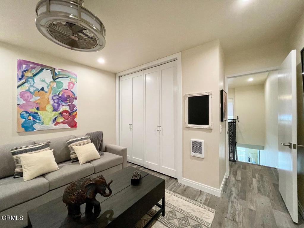 MLS #V1-33001 image #30