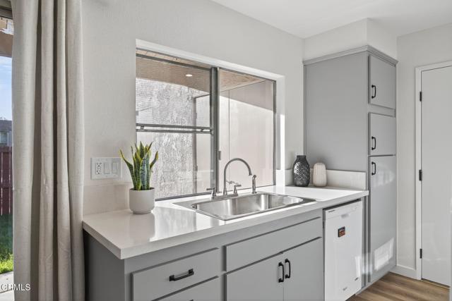 MLS #V1-33003 image #18