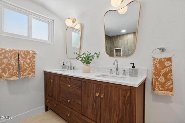 MLS #V1-33007 image #16