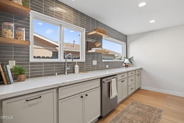 MLS #V1-33007 image #8