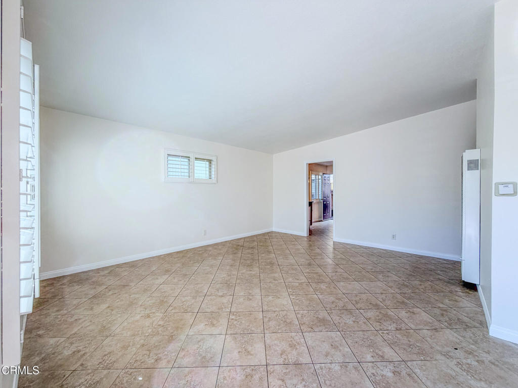 MLS #V1-33011 image #3