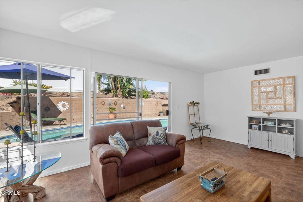 MLS #V1-33021 image #0