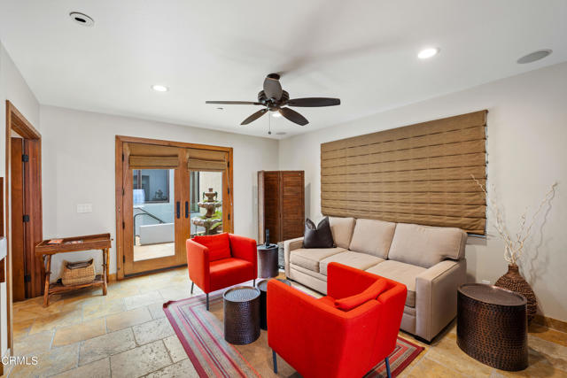 MLS #V1-33032 image #23